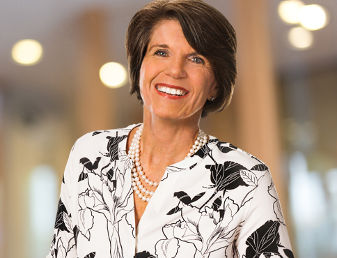 Headshot of Susan Bogardus